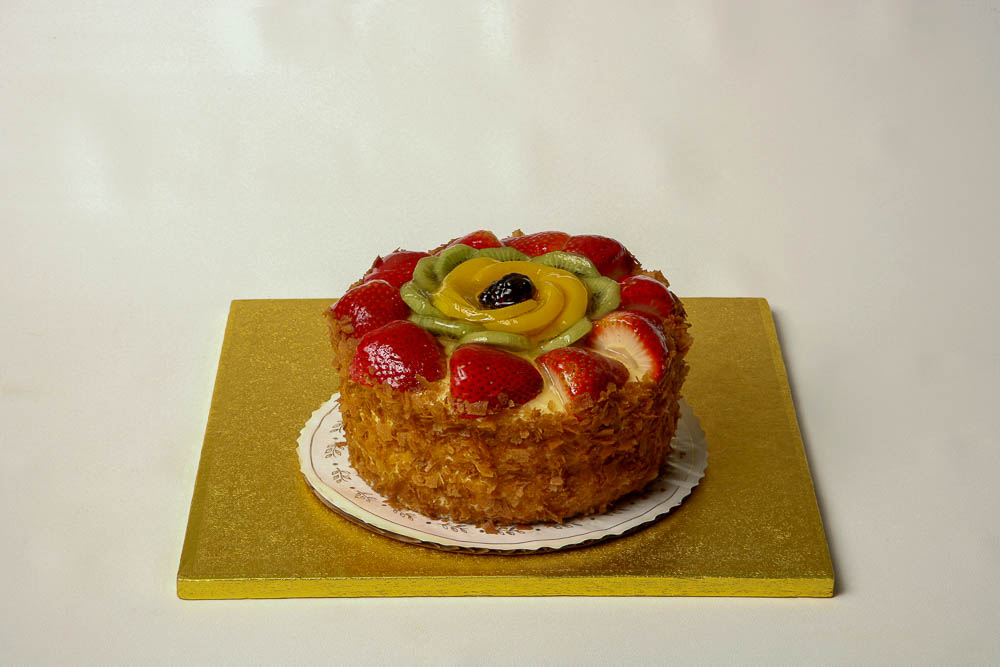 Fresh Fruit Cake_01.jpg